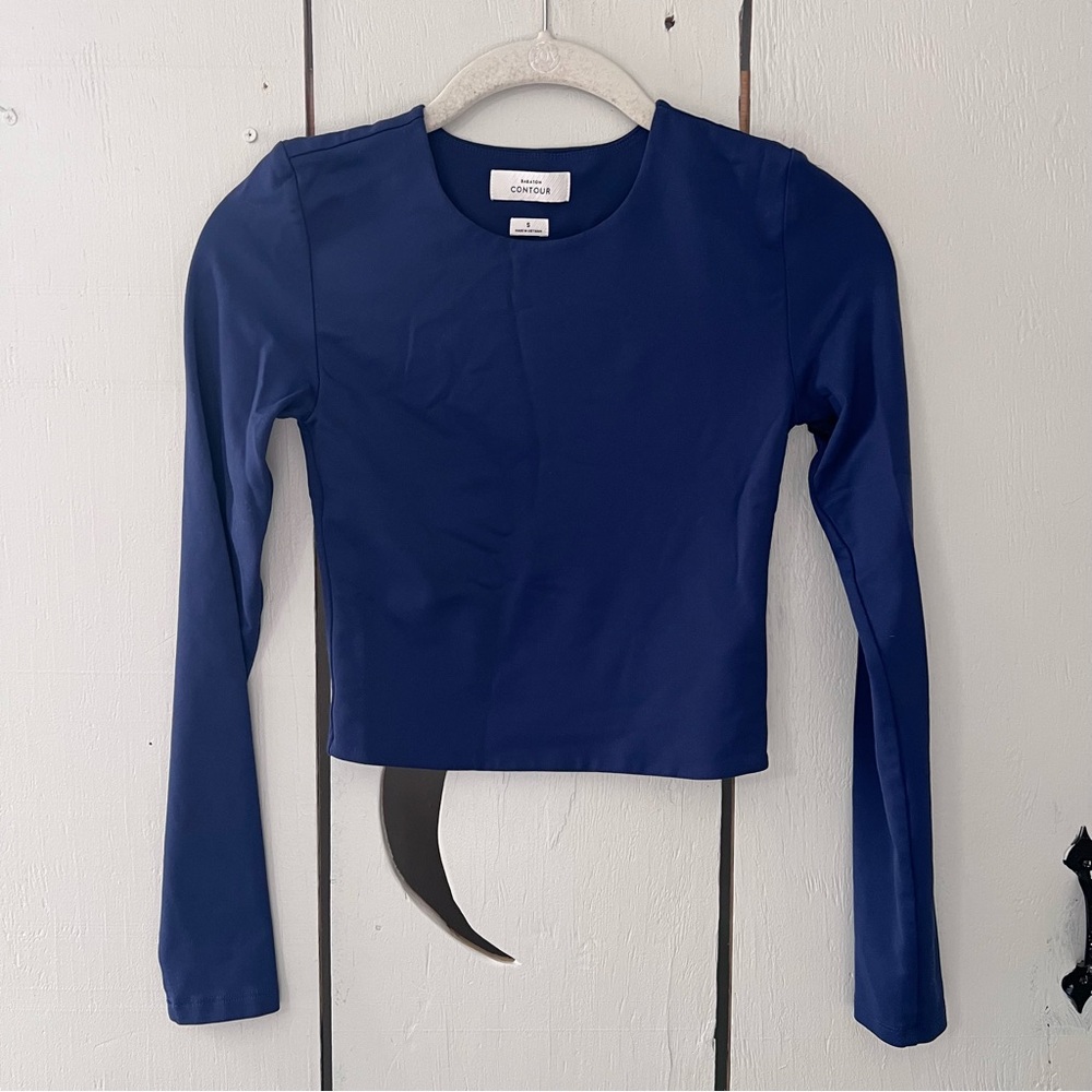 Aritzia Babaton Contour Crewneck Long Sleeve Cropped Top Small Navy Blue